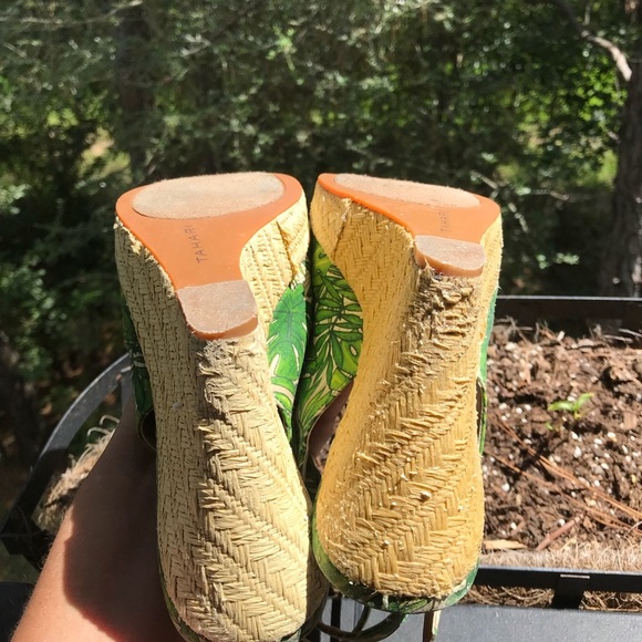 Tahari Wedge Sling back heels Size 9 - Picture 5 of 8